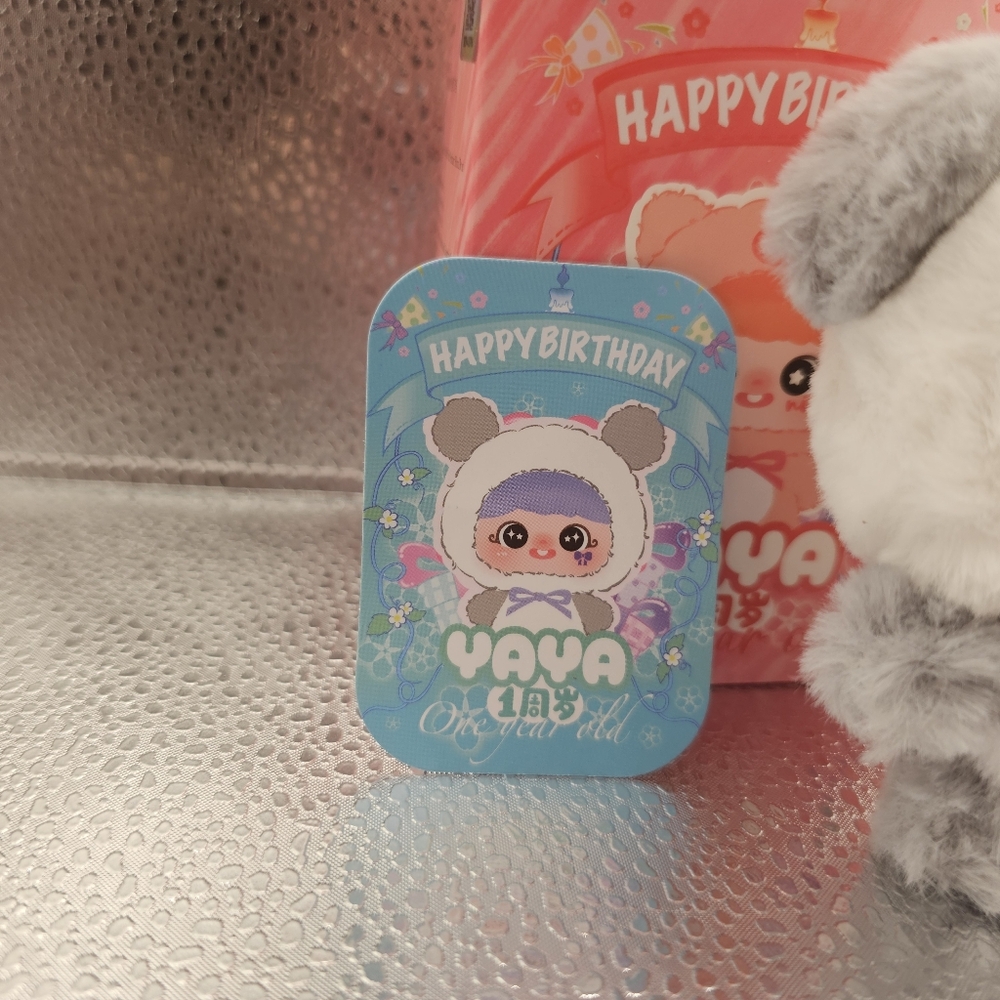 Yaya Happy Birthday Plush w/ Box & Tin Card – White/Grey Costume - Picture 2 of 3